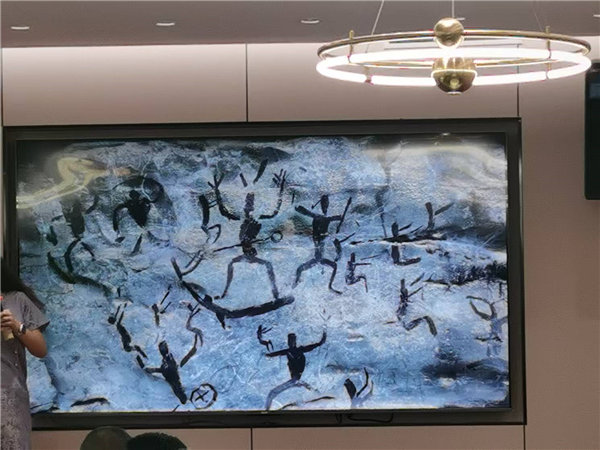 綿陽中旅行假日旅行社舉行“什邡號.2025熊貓專列”旅游線路分享會